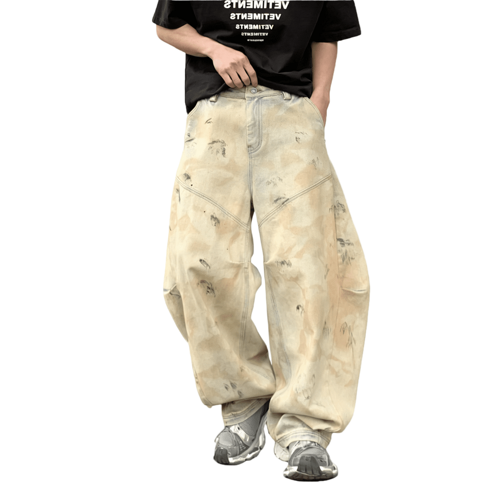 Elaborately Designed Wide-leg Curved Blade Jeans