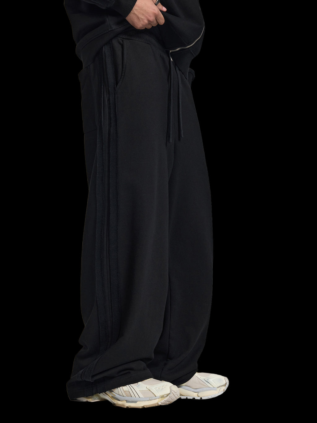 Contrast Tape Straight-Leg Sweatpants